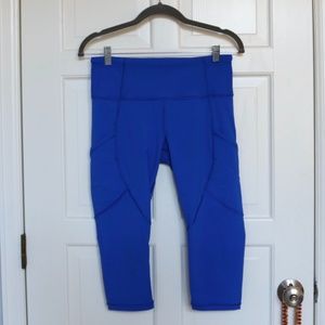 Cropped Lulu Lemon leggings